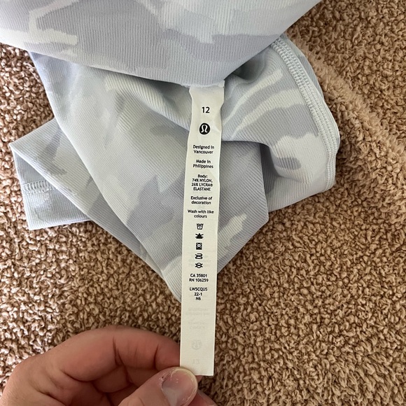 Wunder Under High-Rise Tight 25” Luxtreme Size 12 - Picture 5 of 5